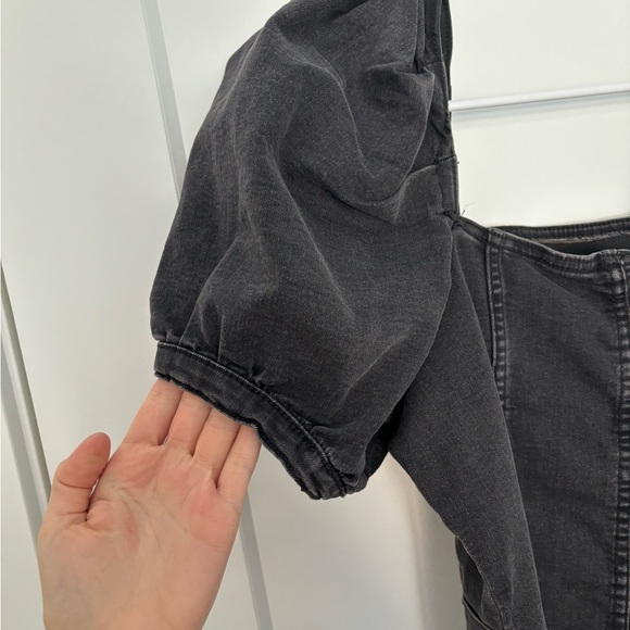 ‼️SOLD‼️ Puff Shoulder Mini Dress - Picture 4 of 7